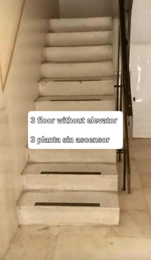 Apartamento Capuchinos Málaga Extérieur photo
