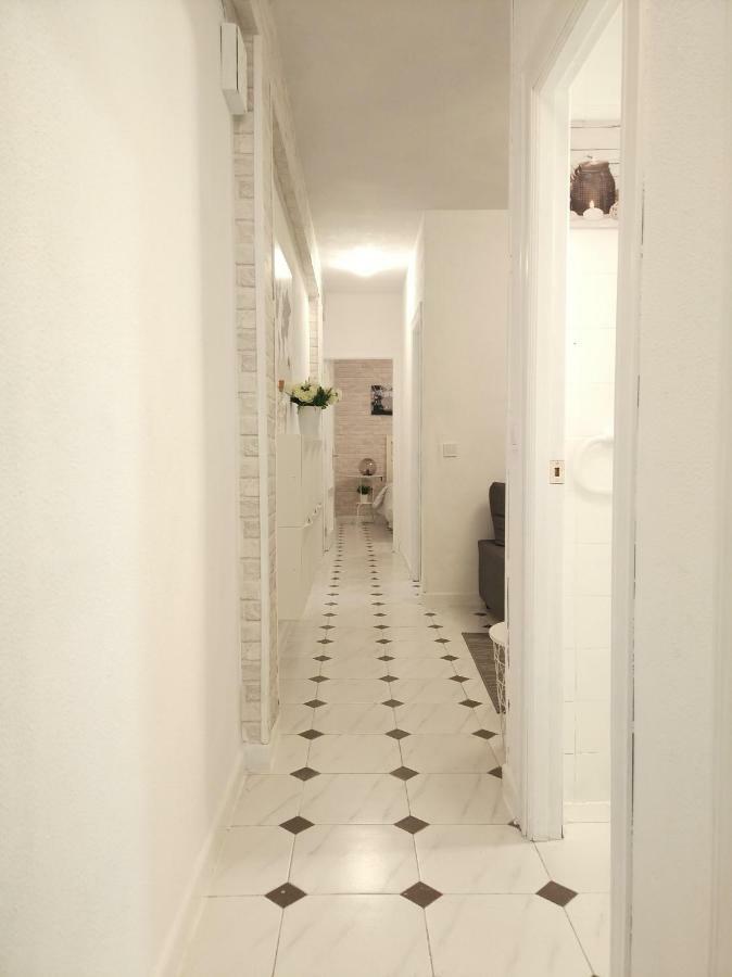 Apartamento Capuchinos Málaga Extérieur photo